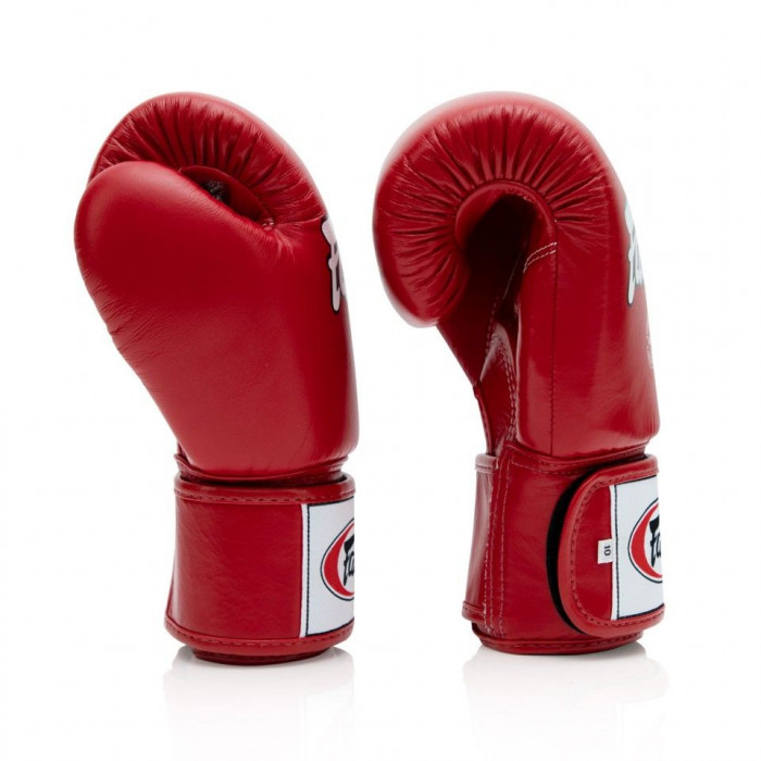 Боксерские перчатки BGV1 red 10 oz