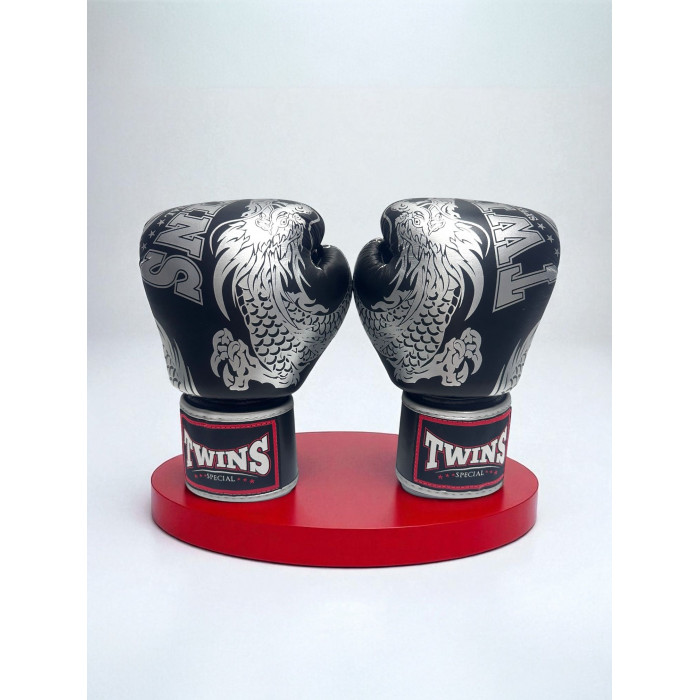 Боксерские перчатки TWINS Special FBGVL3-49 black-silver 10 oz