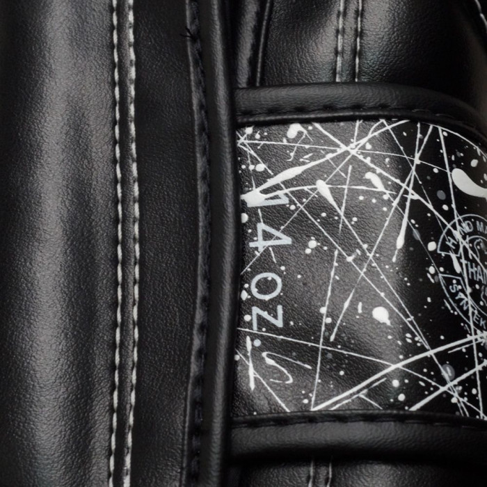 Боксерские перчатки Fairtex BGV14 Painter black 14 oz