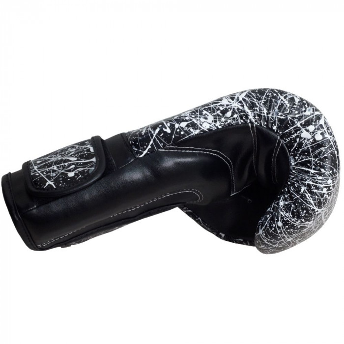Боксерские перчатки Fairtex BGV14 Painter black 14 oz