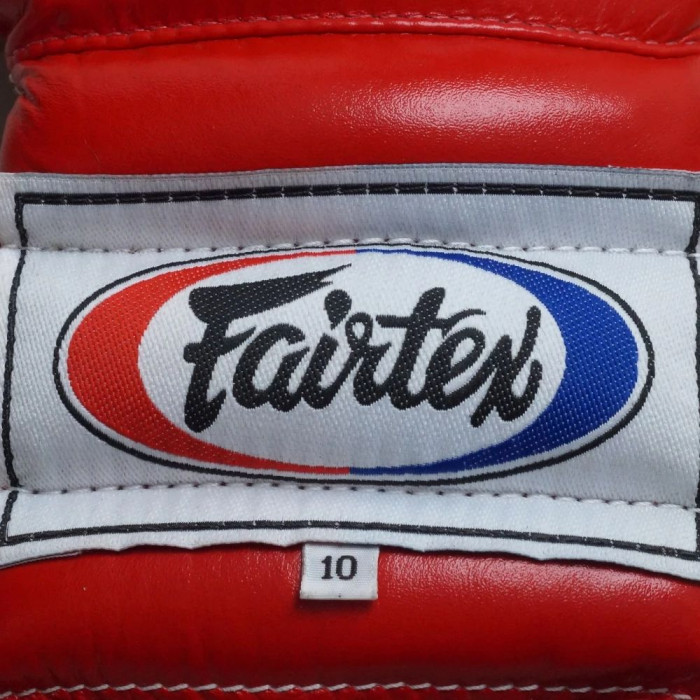 Перчатки боксерские на шнурке Fairtex BGL7 red 14 oz