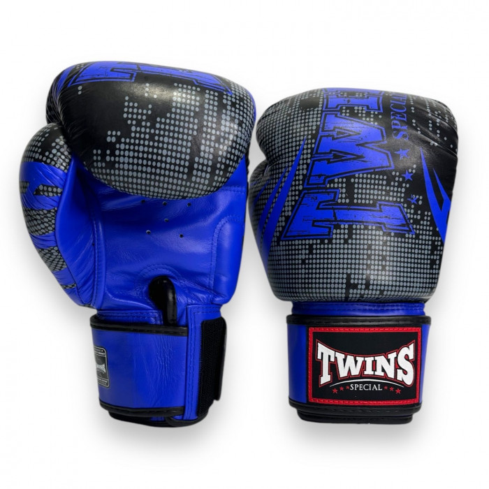 Боксёрские перчатки FBGVL3-TW5 black blue 10 oz