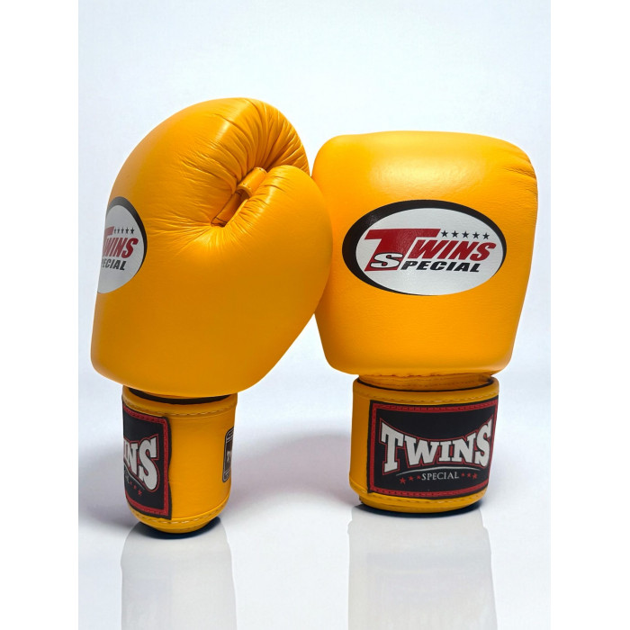 Боксерские перчатки Twins Special BGVL3 yellow 16 oz